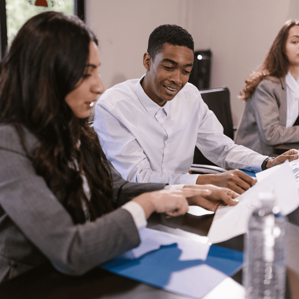 Giúp Đỡ Người Khác - Bí Quyết Cho Hạnh Phúc Của Bạn Và Gia Đình ho tro cong viec la cach don gian de giup do nguoi khac